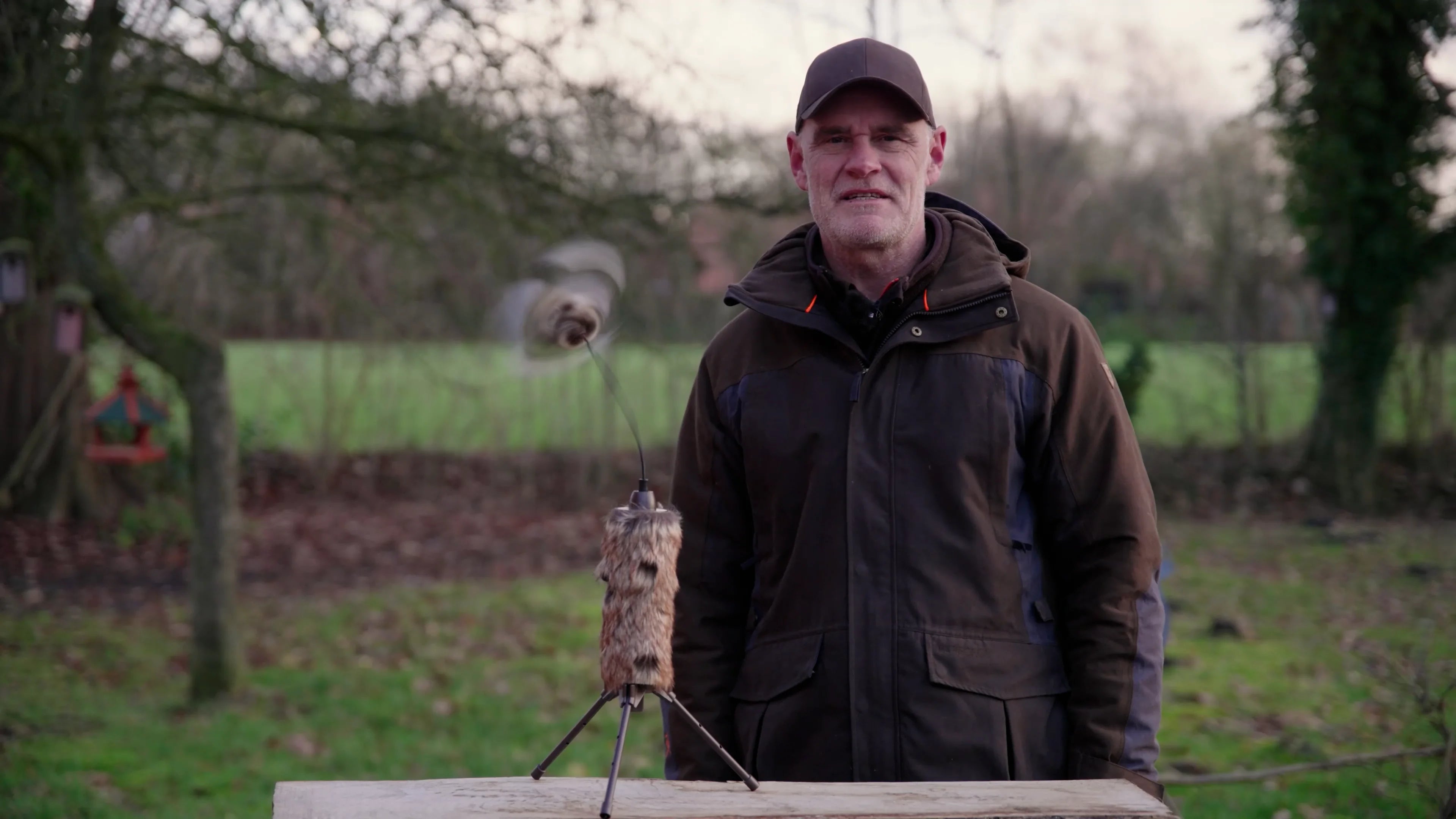 MOJO Fuzzy Critter Realistischer Raubwildköder für die Lockjagd