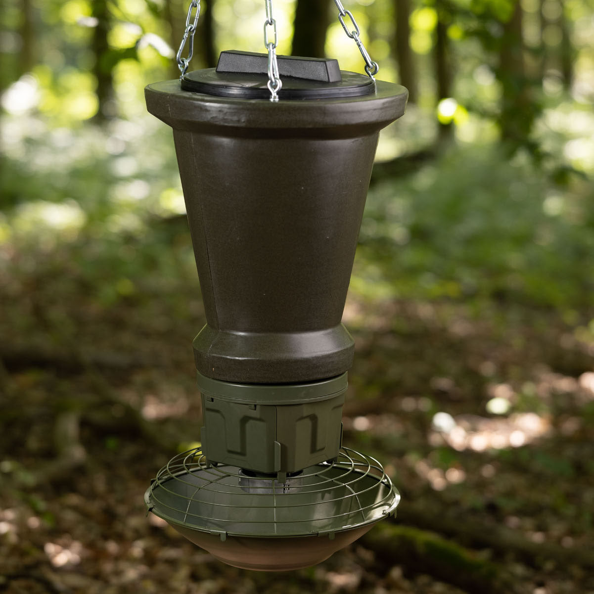 Eurohunt Vorratsbehälter für Futterautomaten 18kg Grün Frostbeständig Schlagzäh