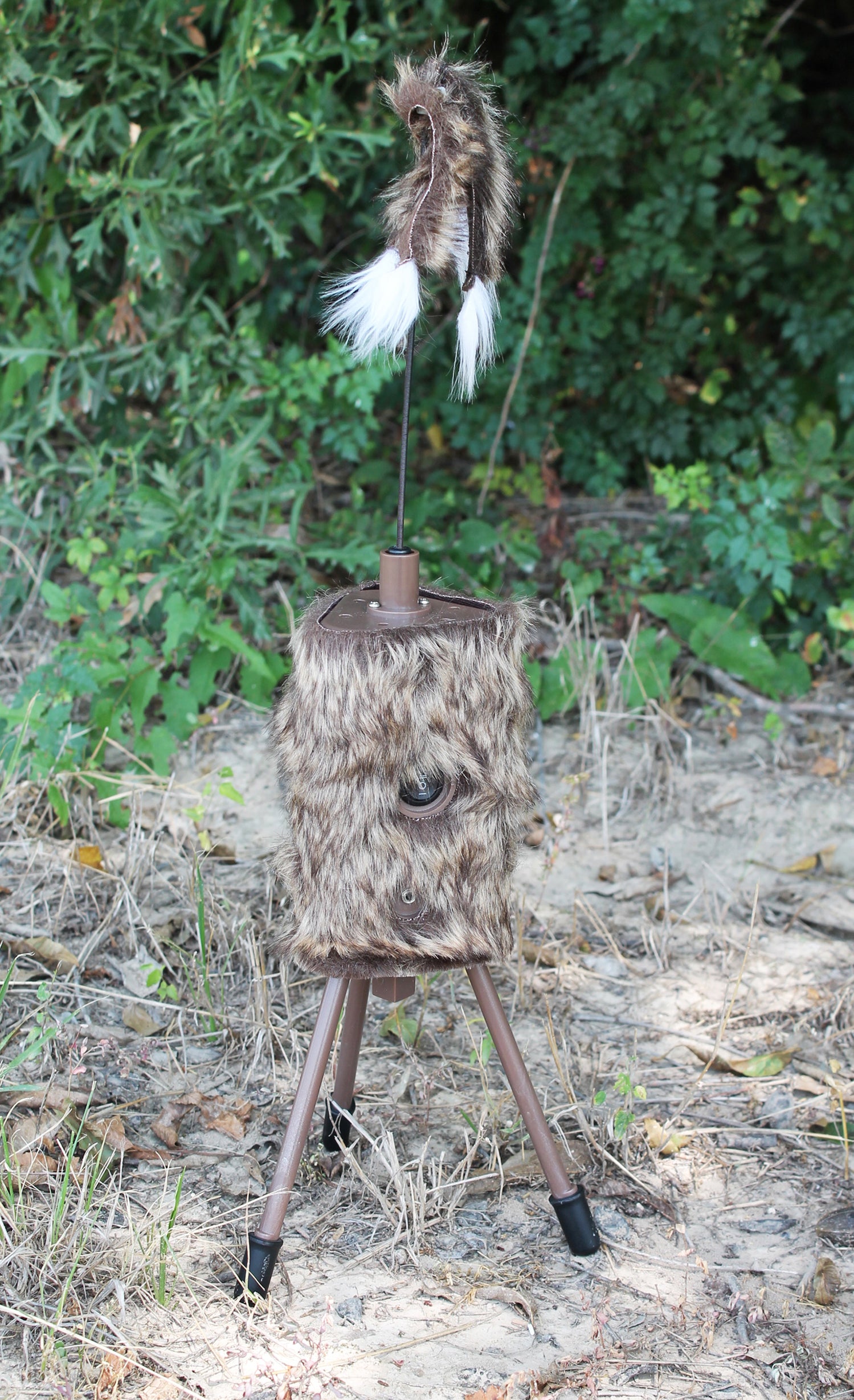 MOJO Super Critter Elektronischer Raubwildlocker mit Sound und Bewegung