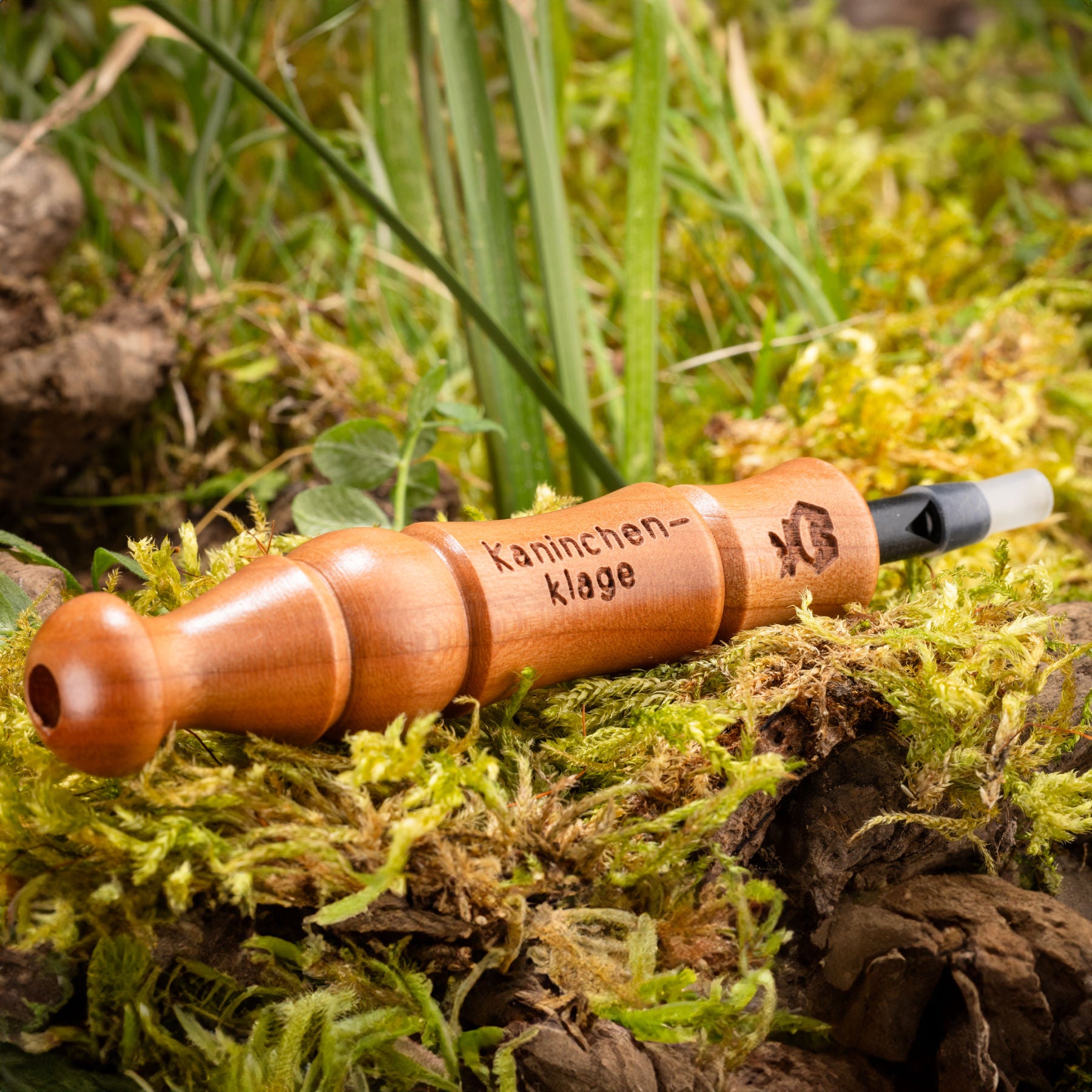 Weisskirchen Kaninchenklage mit Mauspfeife aus edlem Kirschholz für Raubwild