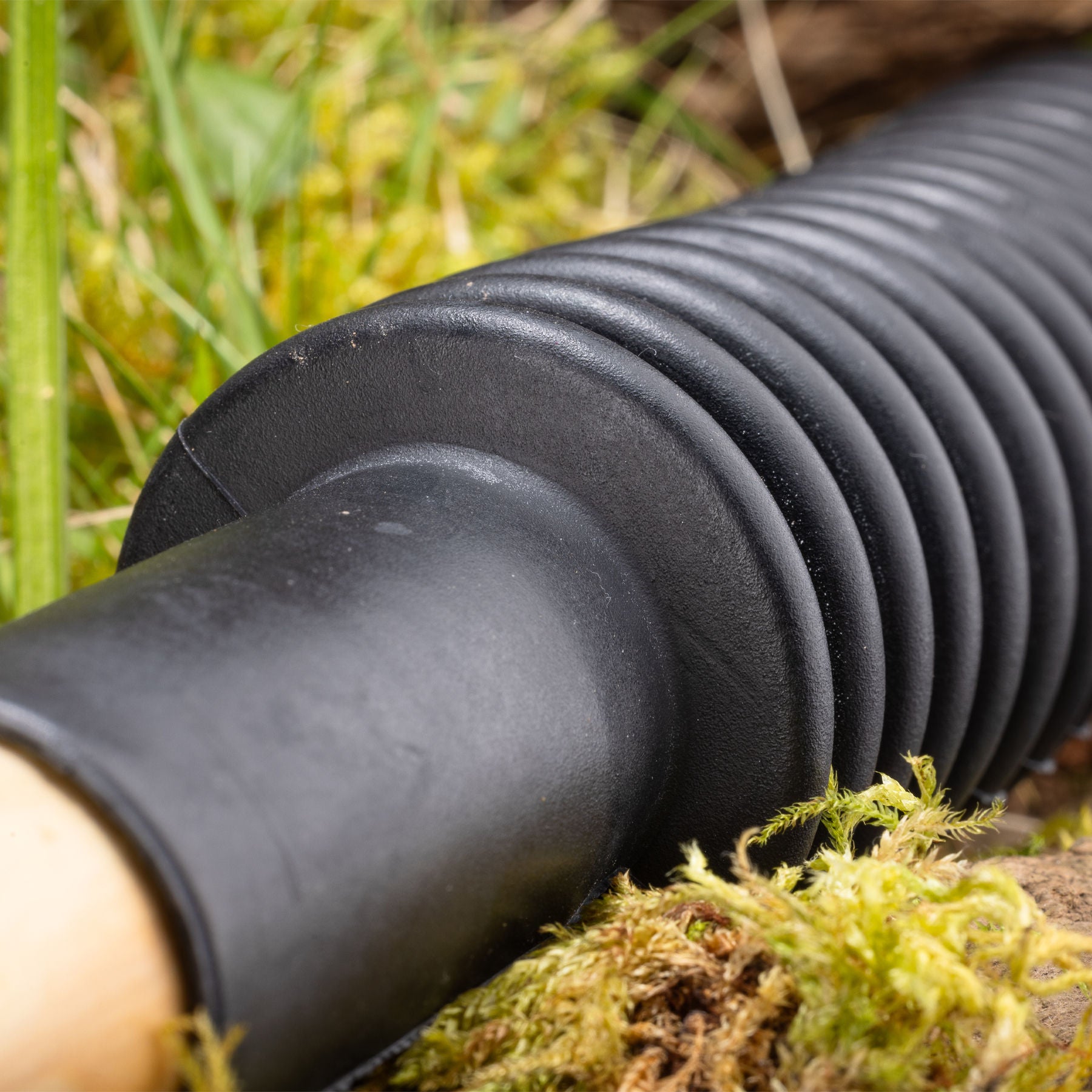 Weisskirchen Entenlocker mit Holz-Klangkörper und Gummibalg für die Entenjagd