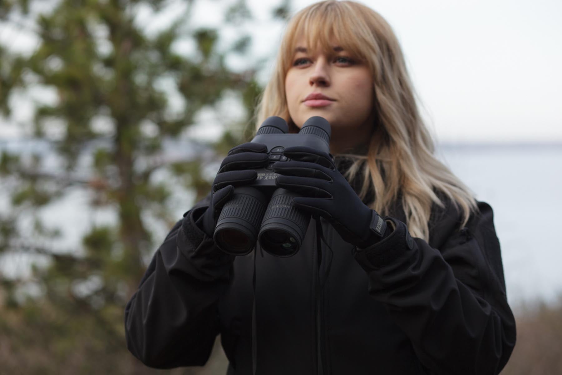 ATN BINOX 4K 4-16x Digitales Nachtsicht-Fernglas mit Laser-Entfernungsmesser für Jagd