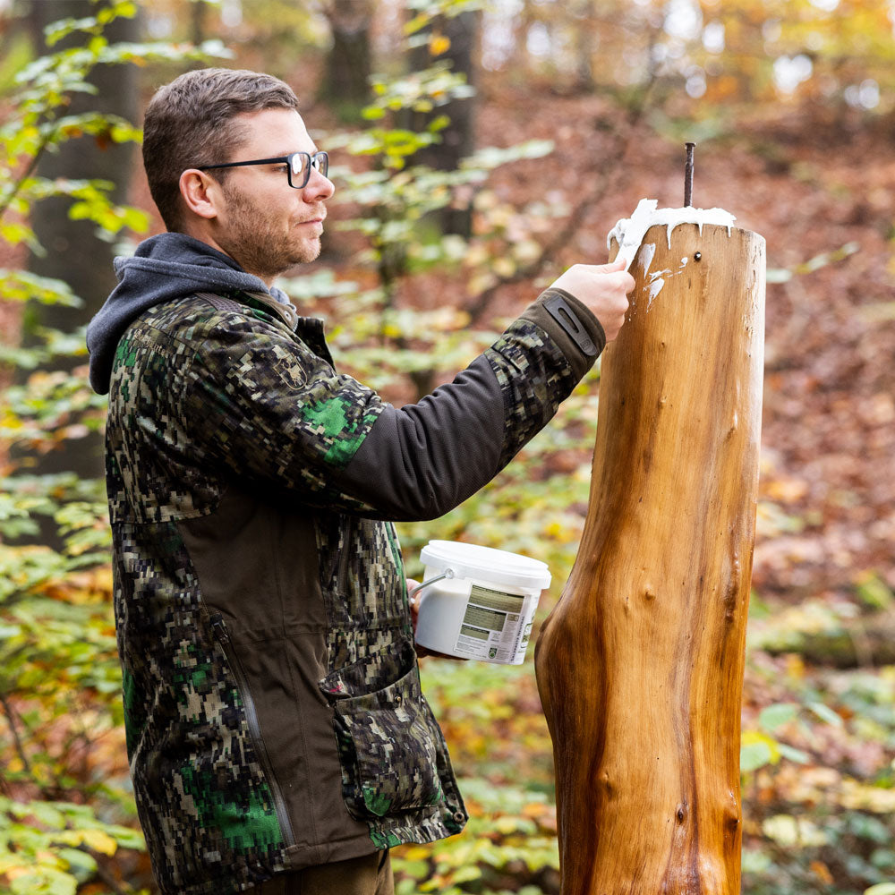 EUROHUNT Salzpaste Trüffel 2kg Eimer Mineralfutter für das Wildrevier