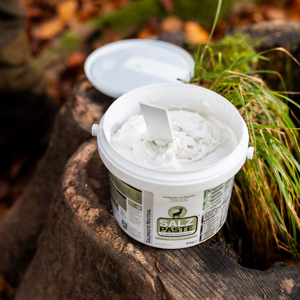 Eurohunt Deusa Salzpaste Neutral 2 kg Eimer Wildlockmittel für Reviere