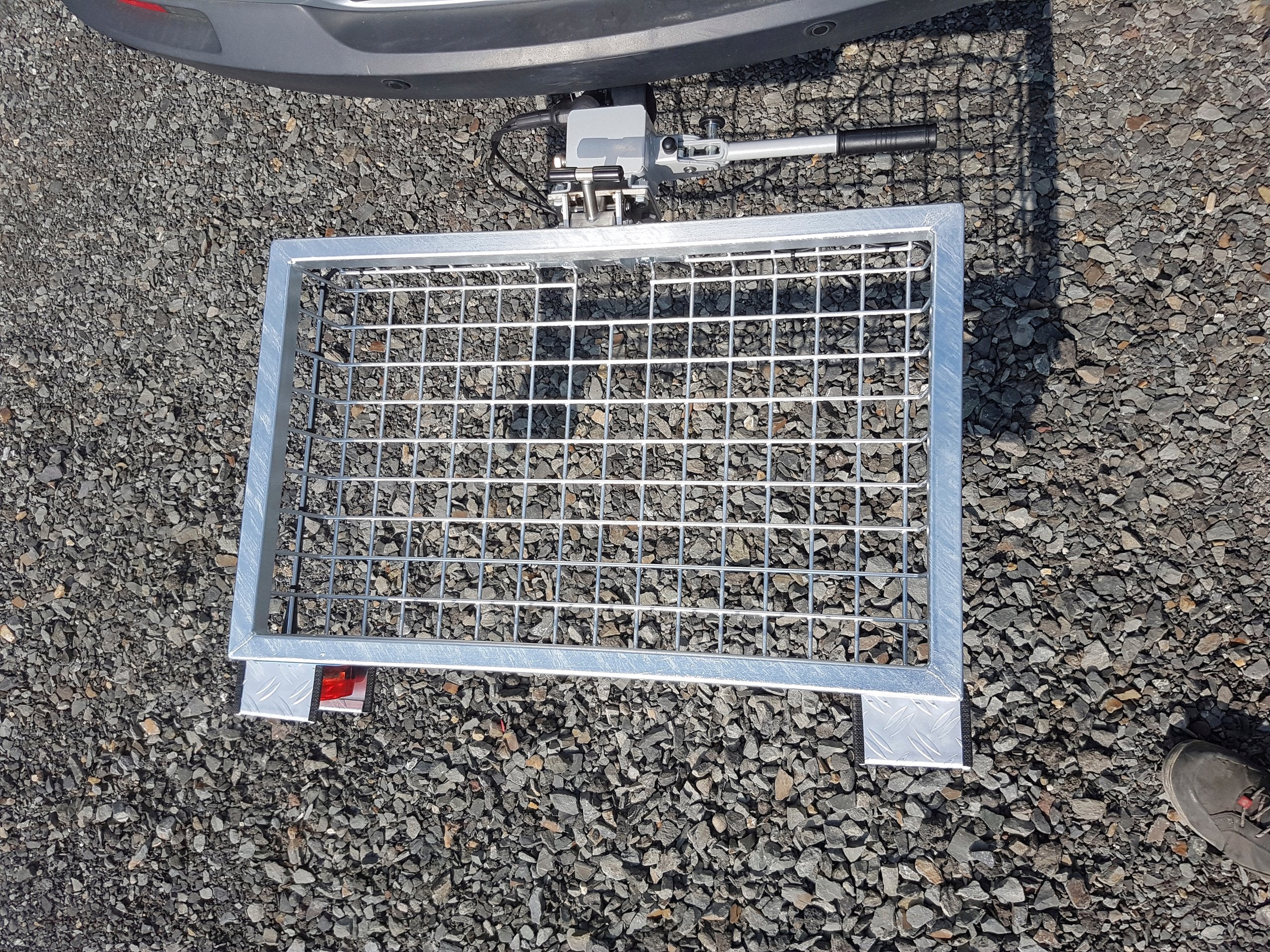 Heck-Pack Heckträger Premium: Robuster, Feuerverzinkter Wildträger für Anhängerkupplung