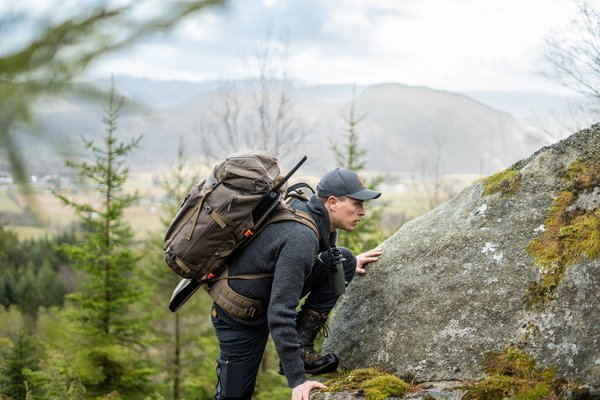 Vorn EV30 Kompakter Jagdrucksack mit QRR Gewehr-Schnellzugriff System 30L