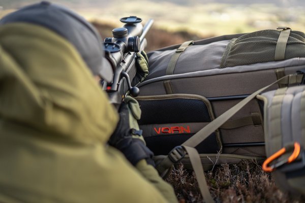 Vorn EV30 Kompakter Jagdrucksack mit QRR Gewehr-Schnellzugriff System 30L