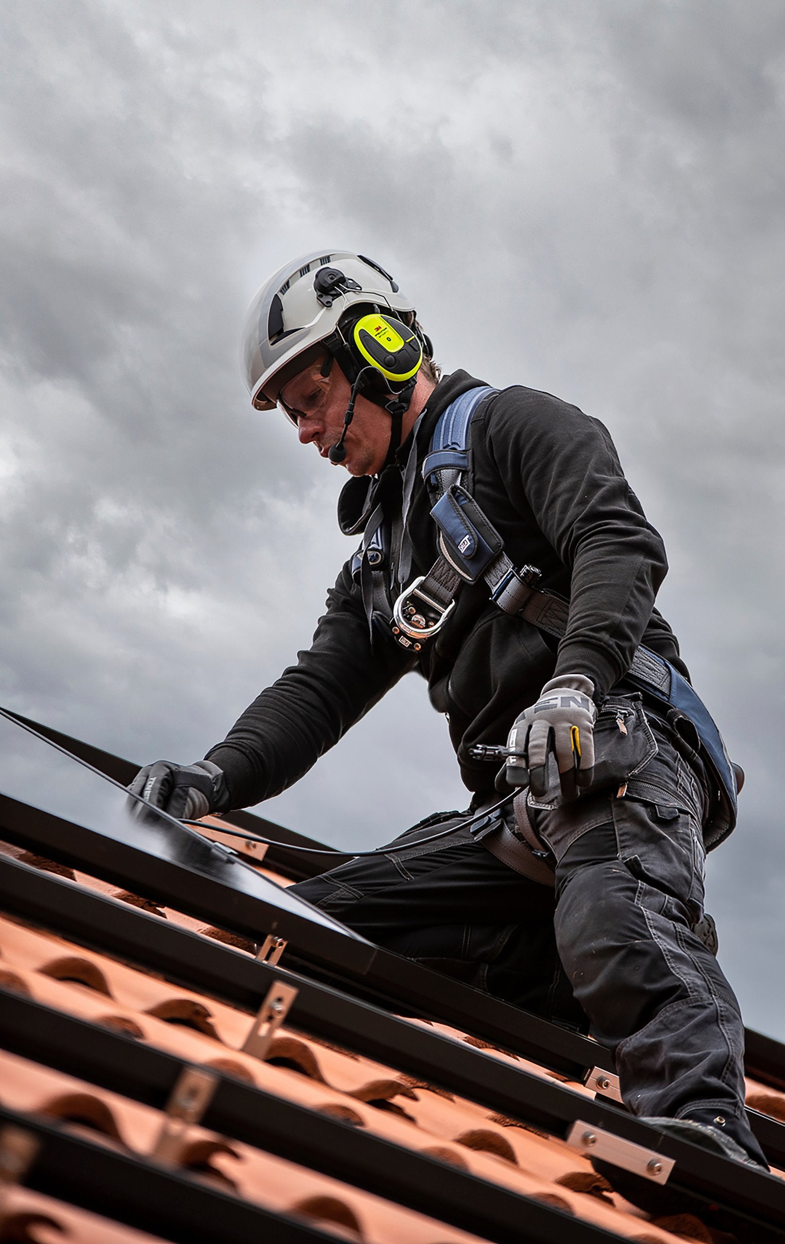 Peltor WS Alert X Bluetooth Helmbefestigungs-Headset: Aktiver Gehörschutz mit App-Steuerung