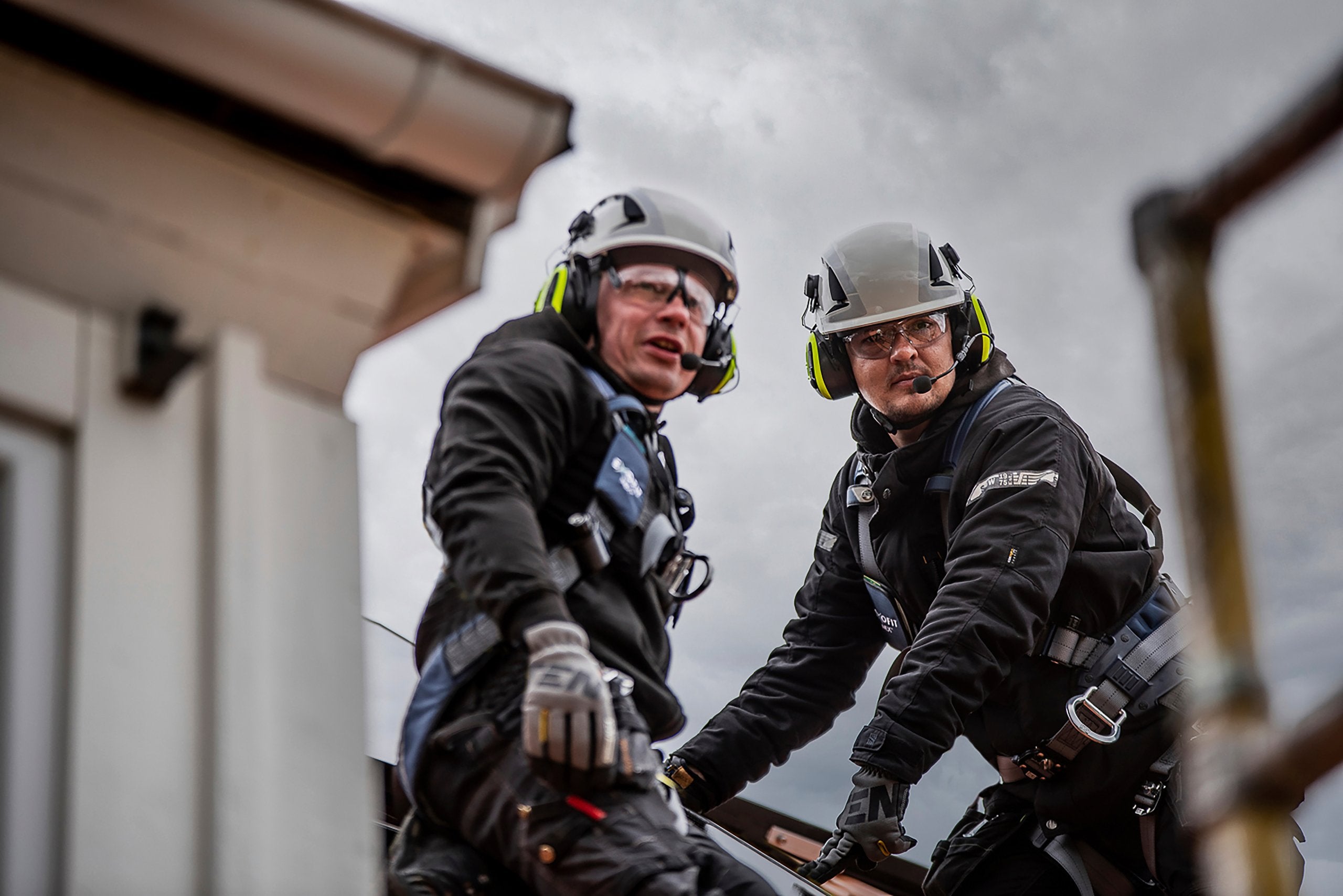 Peltor WS Alert X Bluetooth Helmbefestigungs-Headset: Aktiver Gehörschutz mit App-Steuerung