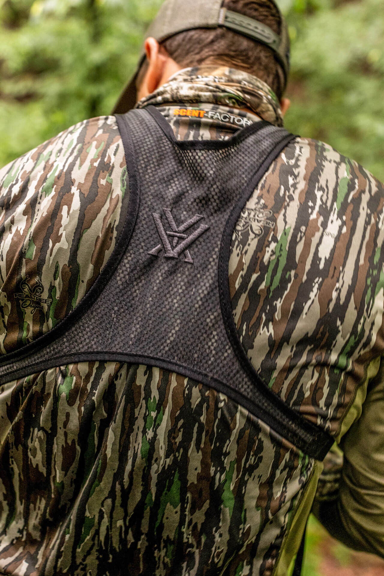 Vortex GlassPak Sport Fernglas-Tragesystem: Sicherer, schneller Zugriff für Outdoor-Abenteuer