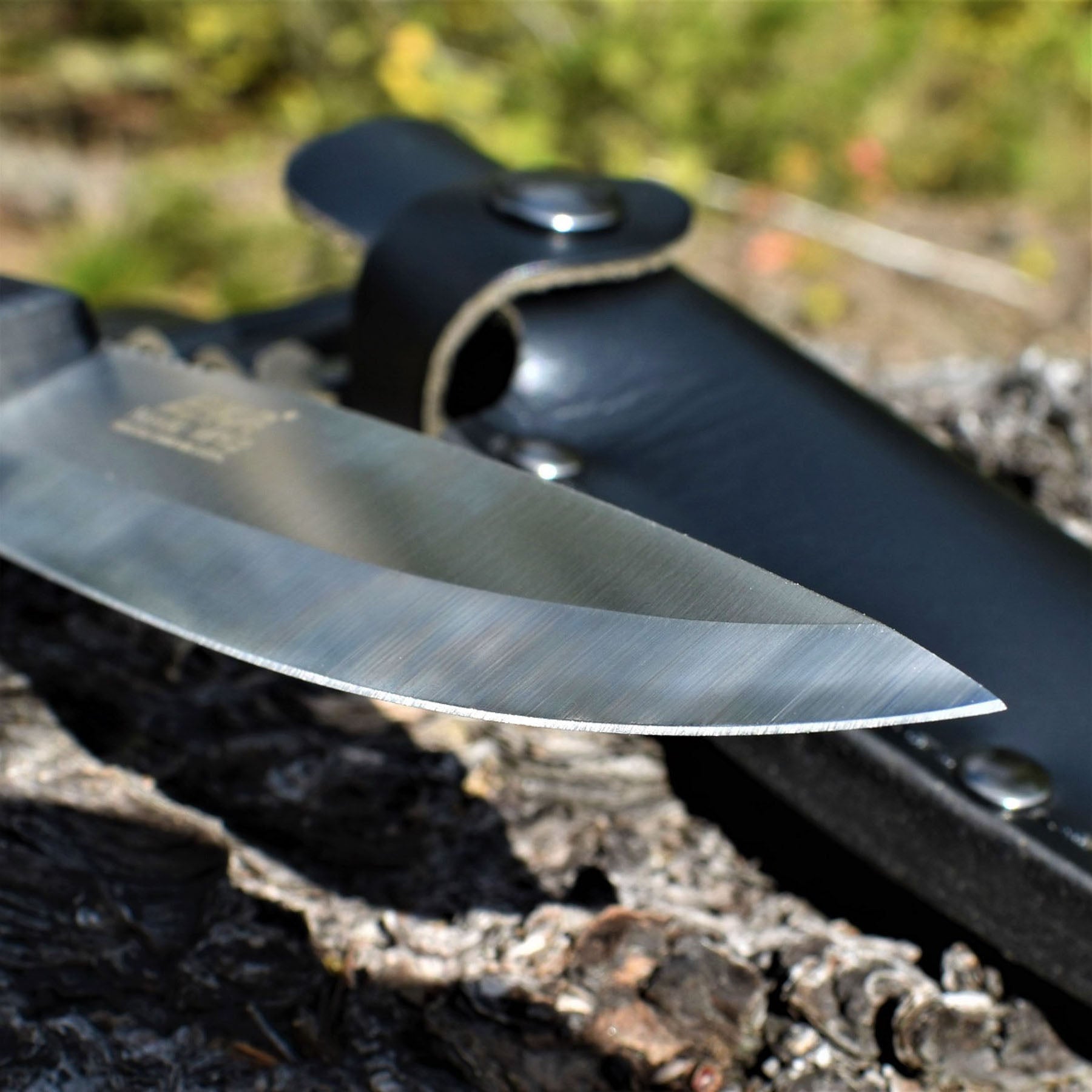 EKA Nordic W12 Wood Profi-Jagdmesser mit robustem Echtholzgriff