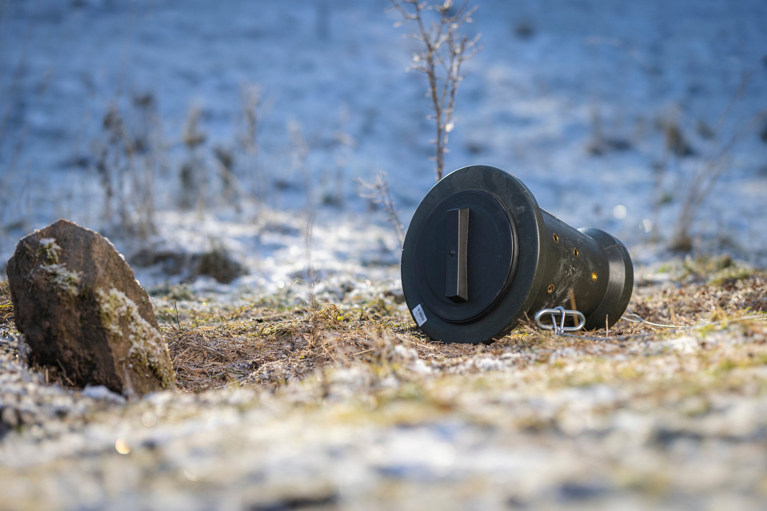 Eurohunt Futterkegel 2.0 Robuster Frostbeständiger Wildfutterspender für Schwarzwild 18kg