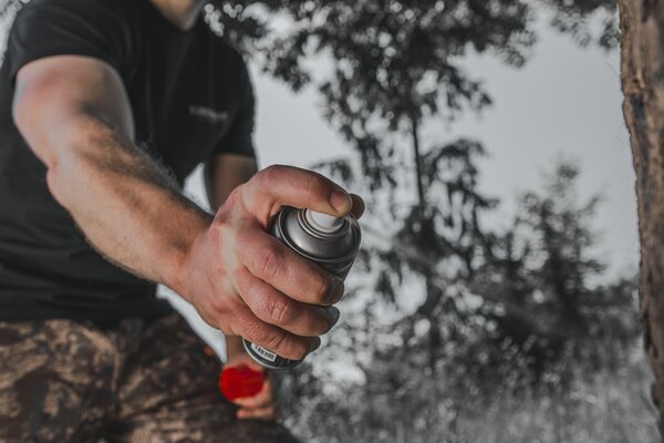 Blackfire Buchenholzteer Magic Spray: Extrem effektiver Wildschwein-Anlockspray für einfache Revierpflege