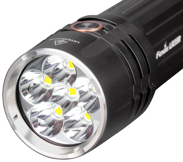 Fenix LR35R LED Superhelle Taschenlampe 10.000 Lumen, 500m Reichweite, 80h Akku, IP68 Wasserdicht