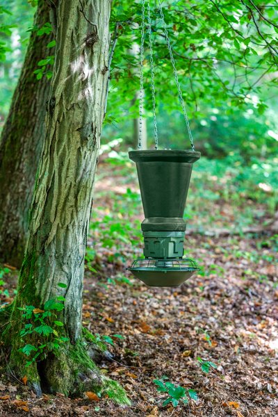 Eurohunt Evolution Futterautomat: Automatische, wildsichere Wildfütterung mit digitaler Steuerung