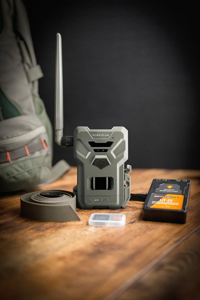 Spypoint Flex-Plus Wildkamera: 36 MP, Full HD, 0,3s Auslösung, Mobilfunk & App-Steuerung