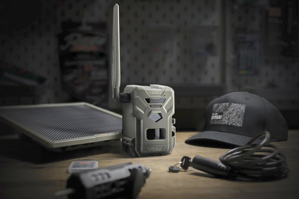 Spypoint Flex-Plus Wildkamera: 36 MP, Full HD, 0,3s Auslösung, Mobilfunk & App-Steuerung