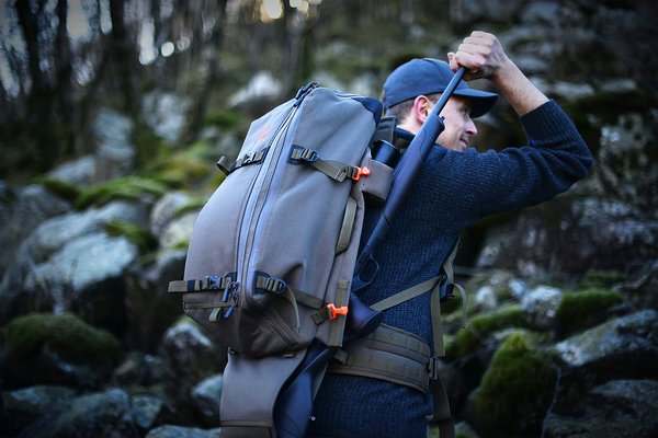 Vorn EV30 Kompakter Jagdrucksack mit QRR Gewehr-Schnellzugriff System 30L