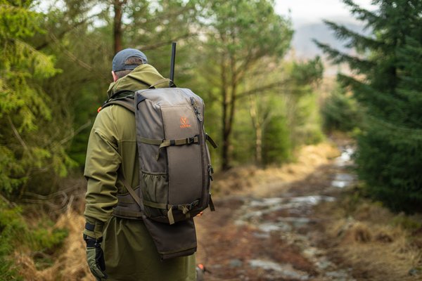 Vorn EV30 Kompakter Jagdrucksack mit QRR Gewehr-Schnellzugriff System 30L