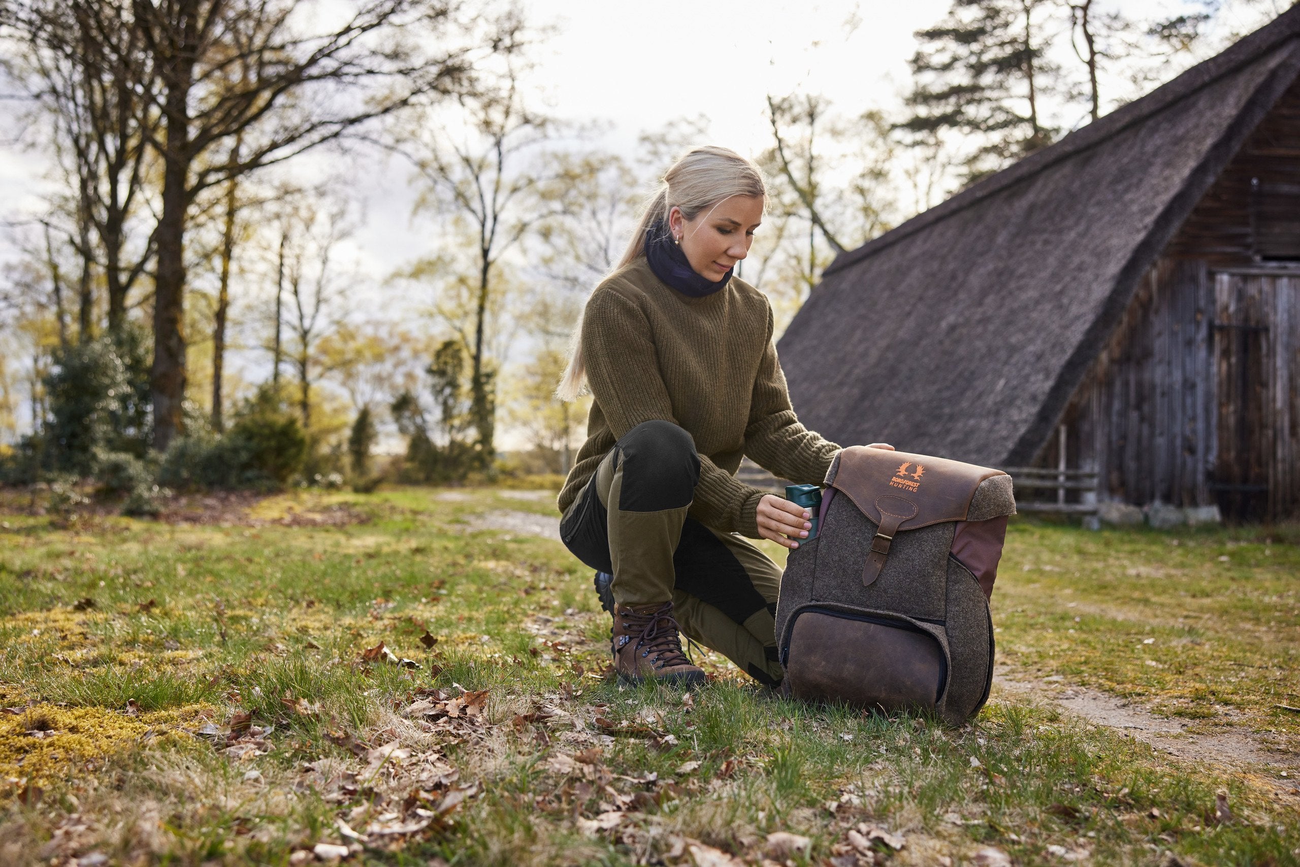 Nordforest Hunting Robuster 20L Jagdrucksack aus Wollfilz mit Premium-Lederdetails