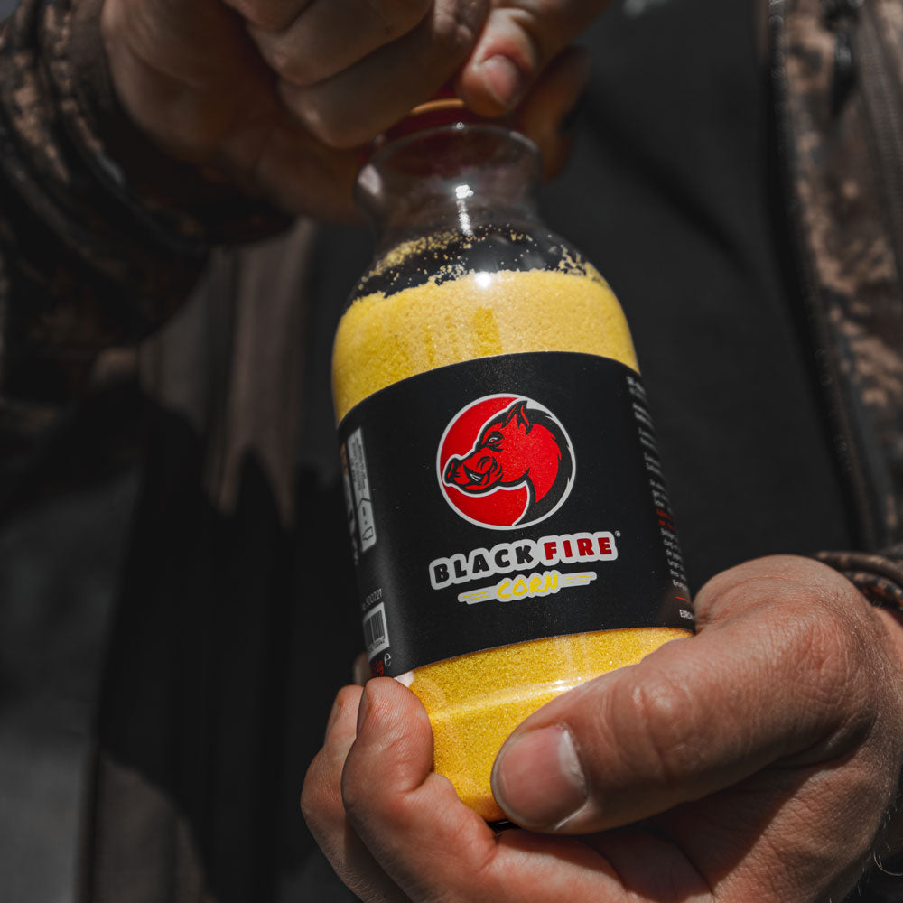 BLACK FLEX Set Nordic Line Wildkamera Bundle mit Lockmitteln